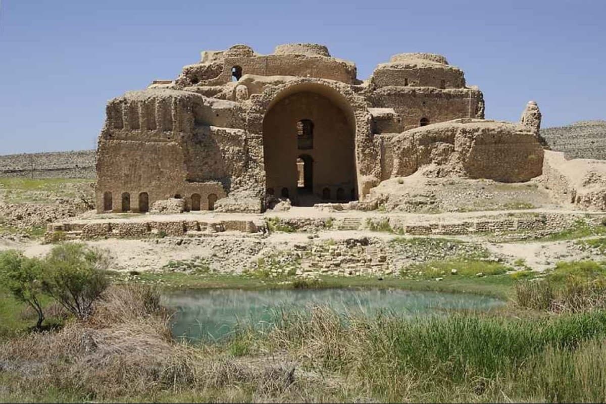 کاخ اردشیر بابکان